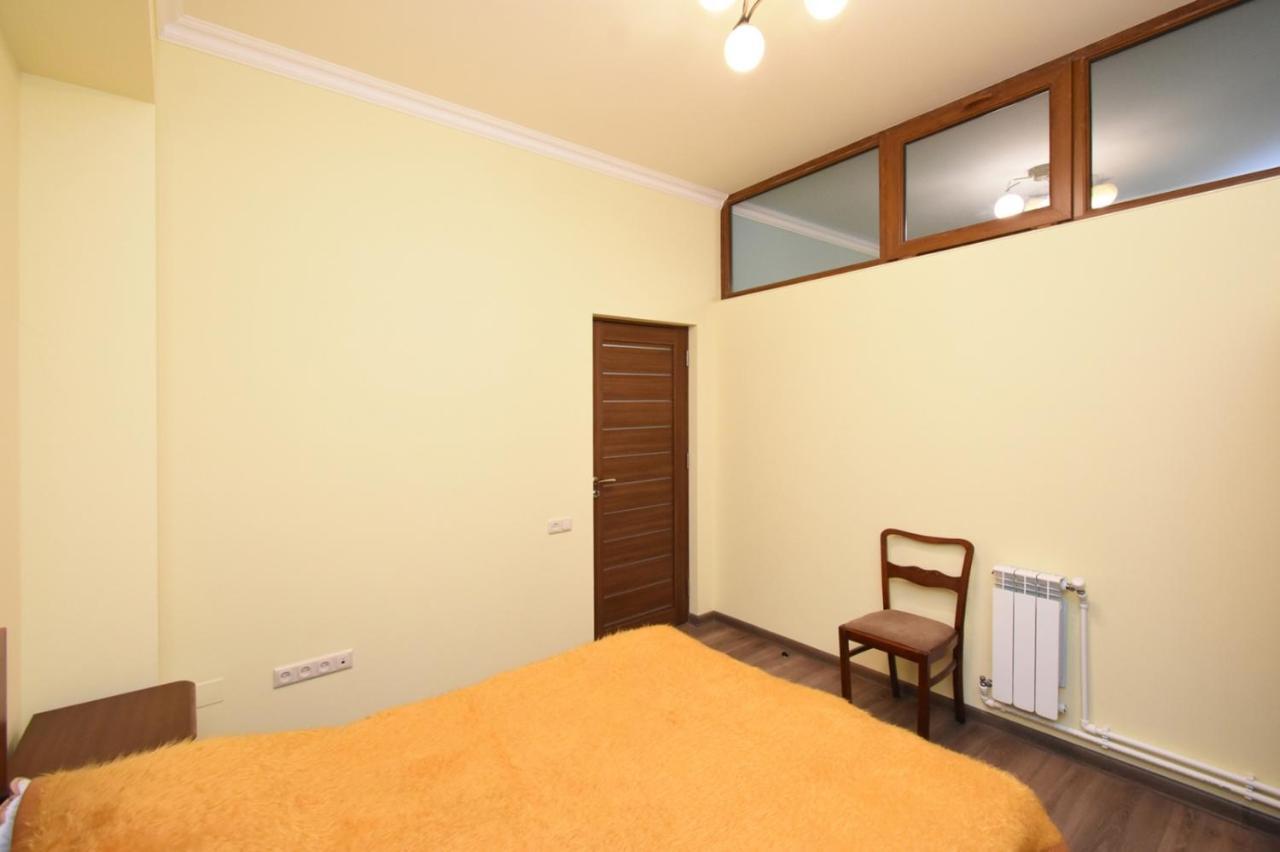 Yerevan Home Buitenkant foto