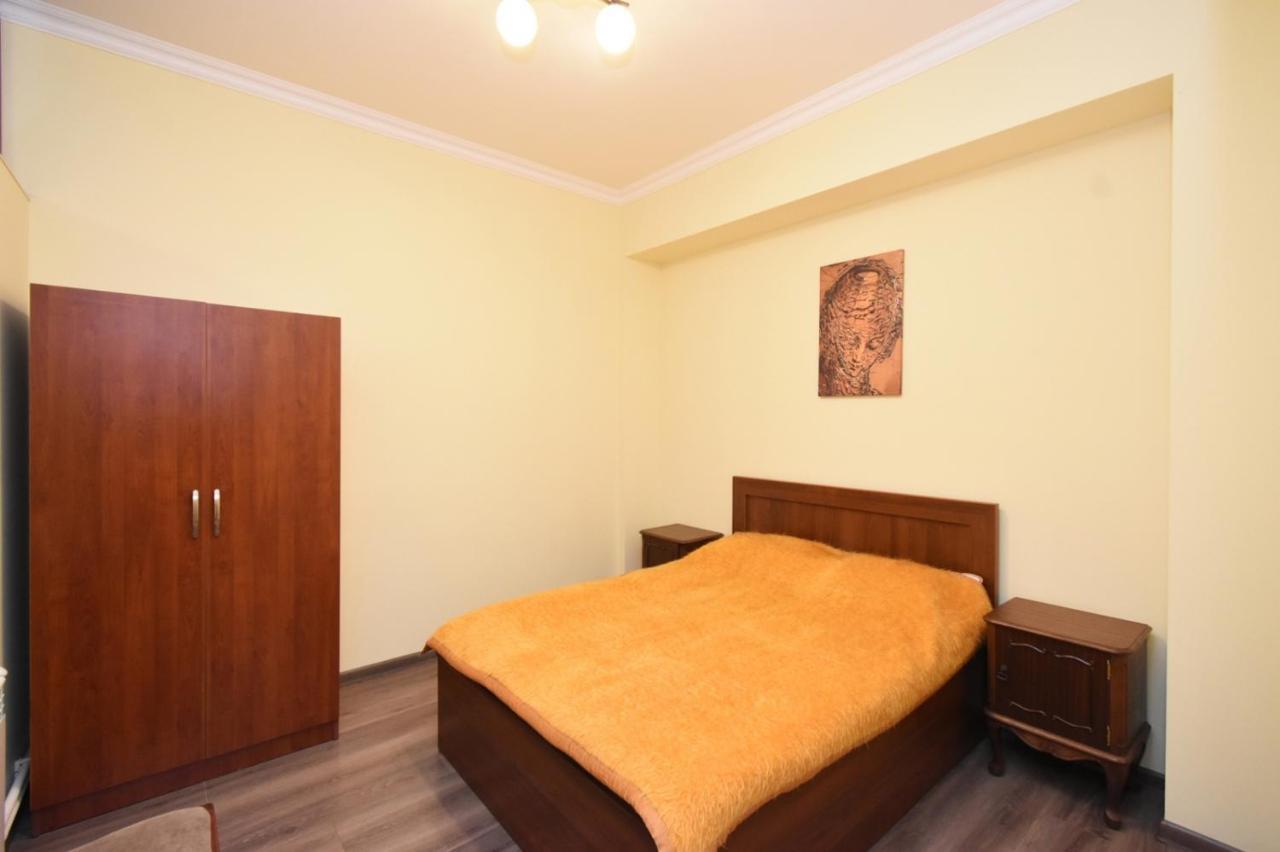 Yerevan Home Buitenkant foto